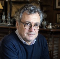 Henri V., Marchand d'art